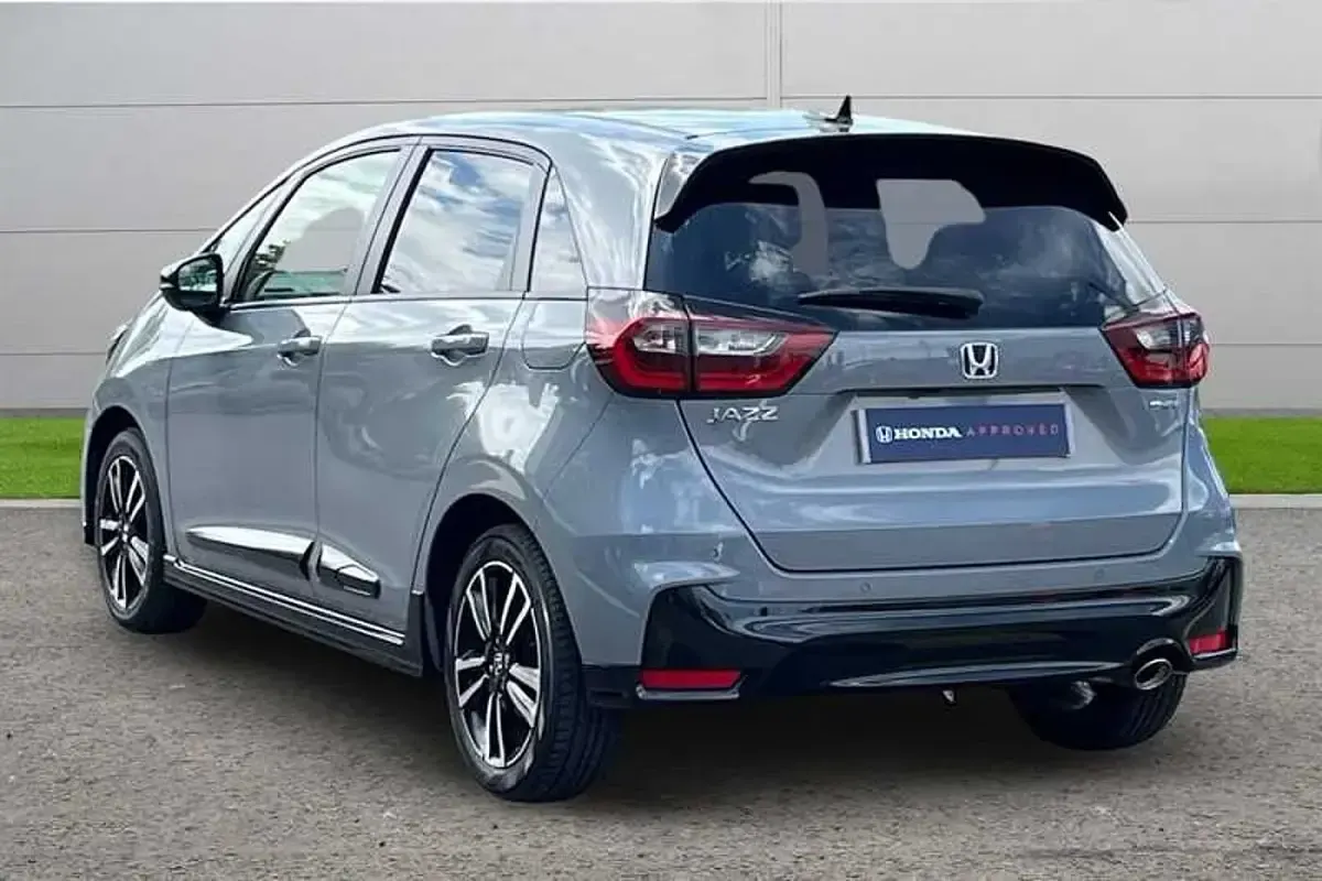 Used Honda Jazz Advance 122 HP (89 kW) 2023 Urban grey Hatchback