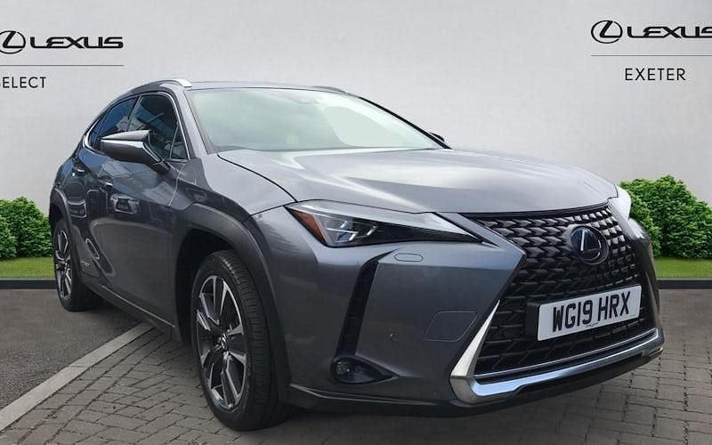 Used 2023 Lexus UX 250h SUV | £18,990 (Good price) - Image 1/4