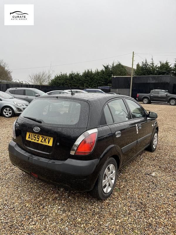 Used Kia Rio 95 HP (69 kW) 2009 Black Hatchback