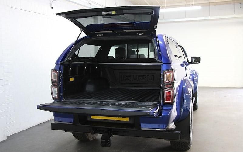 Used Isuzu D-Max 165 HP (121 kW) 2024 Pickup