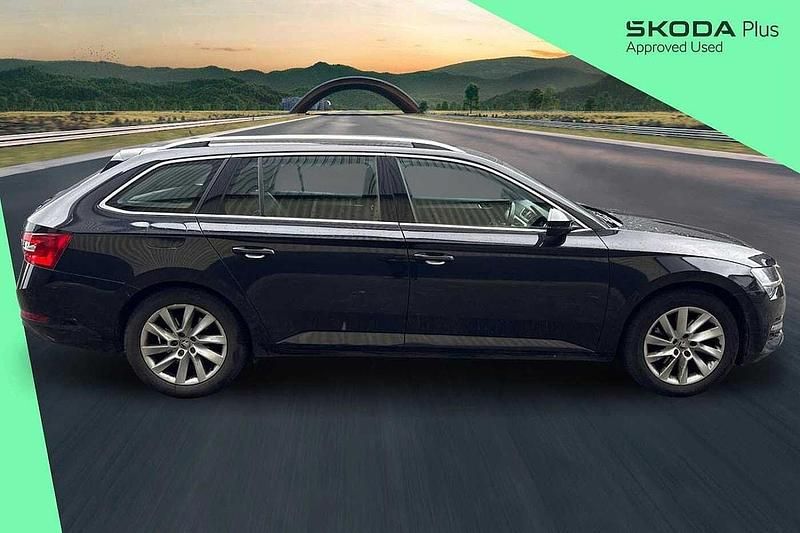Used Skoda Superb SE 110 HP (80 kW) 2022 Black magic pearl effect Estate