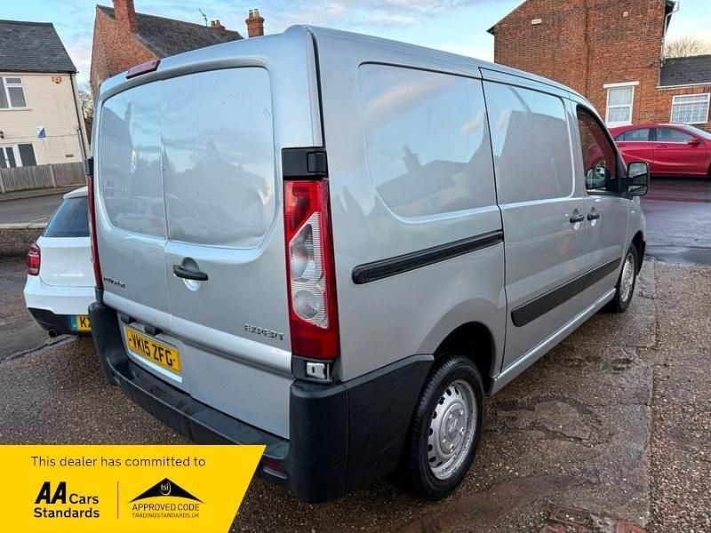 Used Peugeot Expert 88 HP (64 kW) 2015 Silver Van