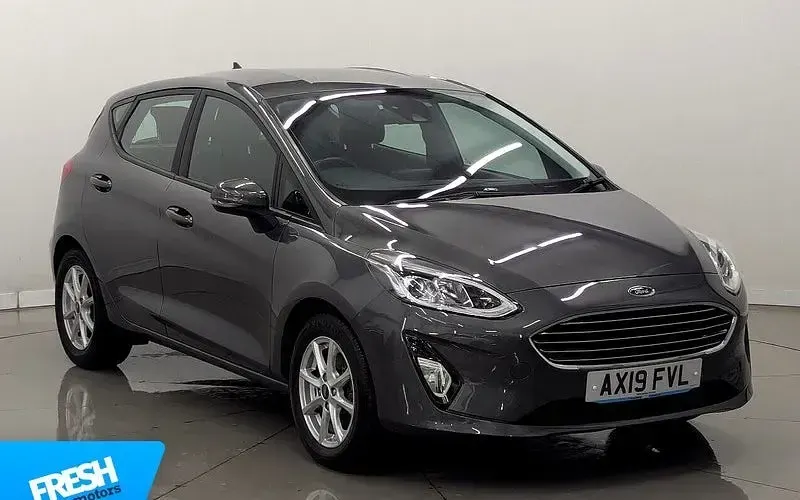 Usado Ford Fiesta Zetec 101 CV (74 kW) 2019 Utilitario