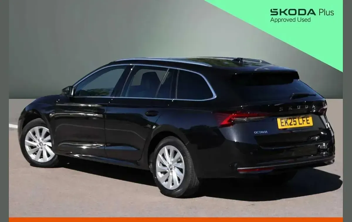 Gebraucht Skoda Octavia SE L 147 PS (108 kW) 2025 Schwarz Kombi