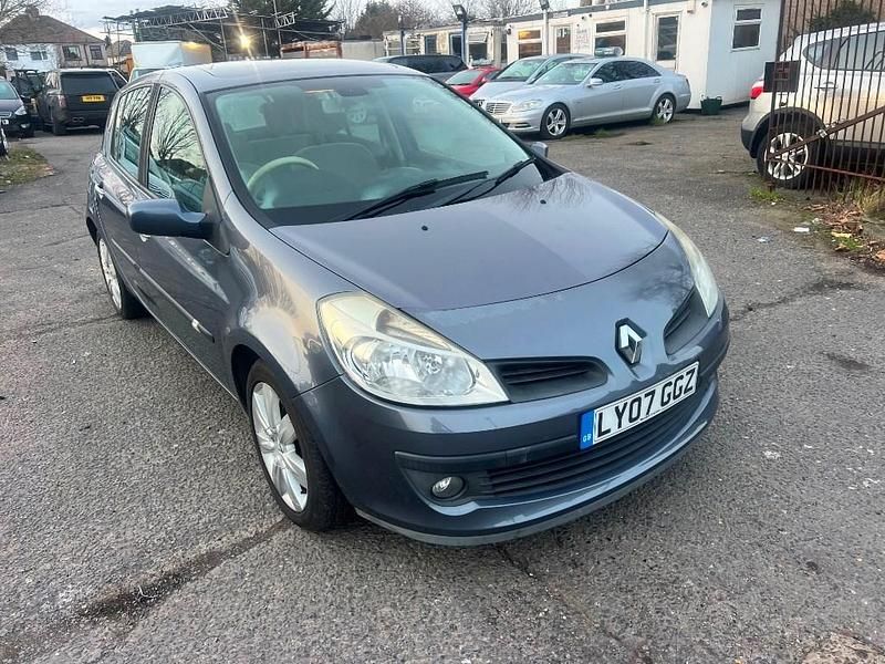 Used Renault Clio II Privilege 2007 Blue Hatchback