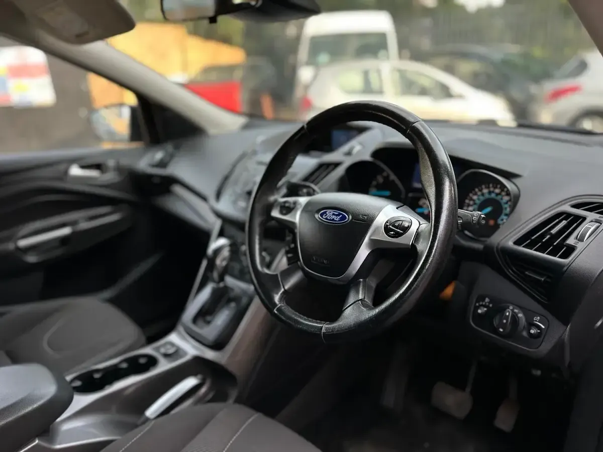 Used Ford Kuga Zetec 150 HP (110 kW) 2016 Blue SUV