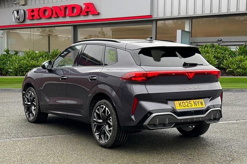 Used Cupra Terramar VZ2 2025 Mauve/purple SUV