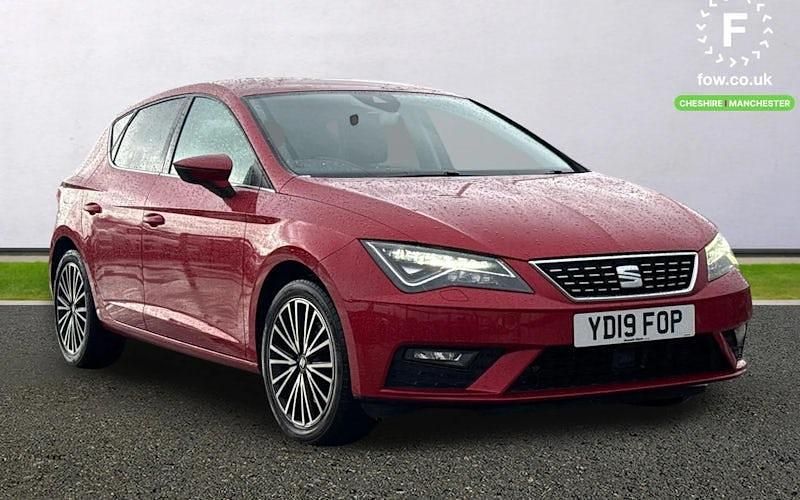 Used Seat Leon XCELLENCE Lux 190 HP (139 kW) 2019 Red Hatchback