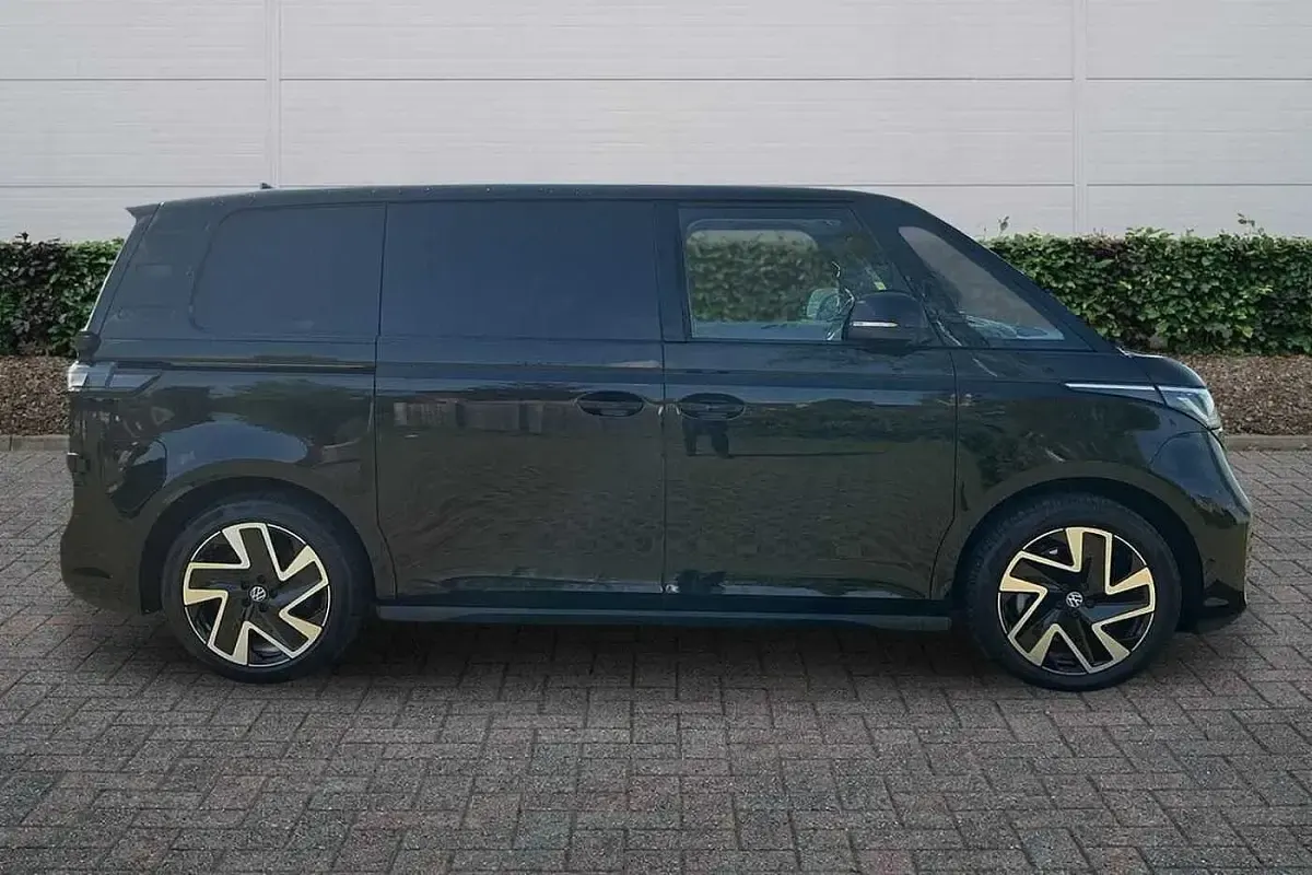 Used VW ID. Buzz 210 kW (286 HP) 2025 Deep black MPV