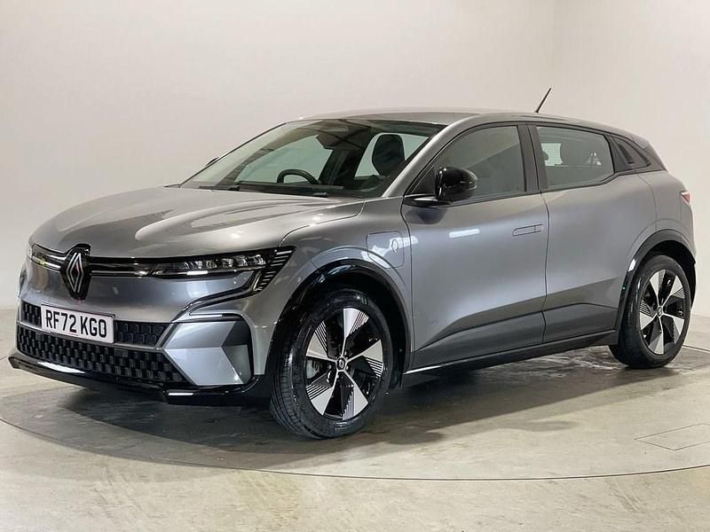 Used Renault Megane E-Tech Equilibre 161 kW (220 HP) 2022 Grey Hatchback