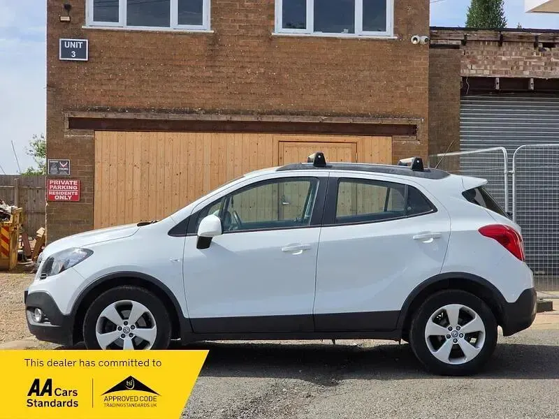 Used Vauxhall Mokka S 136 HP (100 kW) 2015 White SUV
