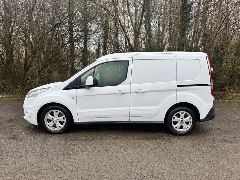 Used Ford Transit Connect Limited 120 HP (88 kW) 2018 White MPV