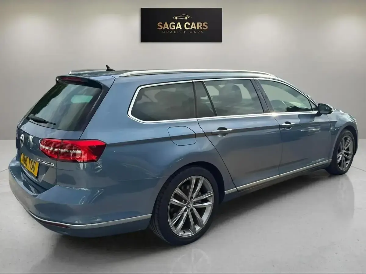 Used VW Passat GT 150 HP (110 kW) 2015 Blue Estate