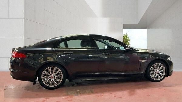 Second-hand Jaguar XF R-Sport 200 CP (147 kW) 2013 Gri Berlinǎ