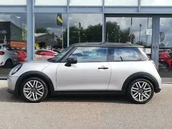 Used Mini Cooper Classic 114 kW (156 HP) 2025 Silver Hatchback