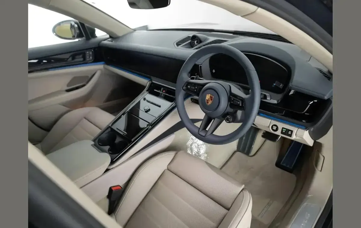Used Porsche Panamera 353 HP (259 kW) 2026 Grey Hatchback