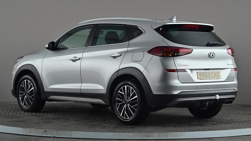 Used Hyundai Tucson Premium 115 HP (84 kW) 2019 Silver SUV