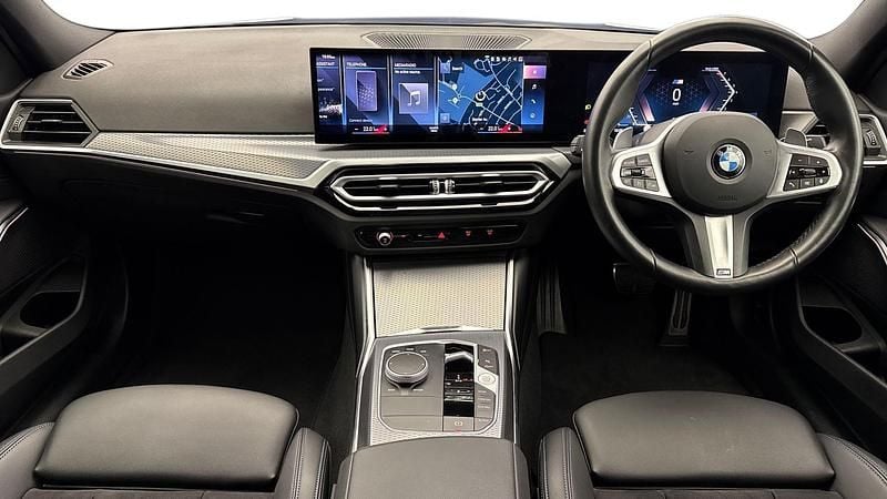Używany BMW 320 M Sport 181 KM (133 kW) 2024 Niebieski