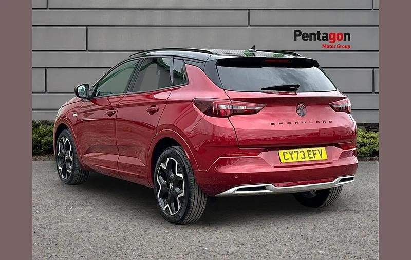 Used Vauxhall Grandland X Ultimate 128 HP (94 kW) 2023 Red SUV