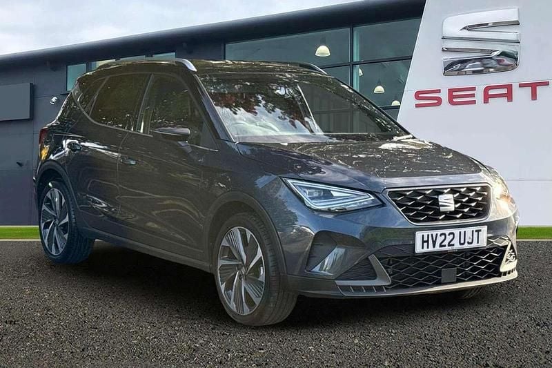 Magnetic grey Used 2022 Seat Arona FR SUV | £14,737 (Fair price) - Image 1/4