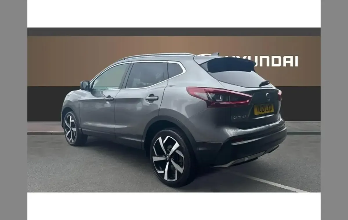 Used Nissan Qashqai N-Motion 140 HP (102 kW) 2020 Grey SUV
