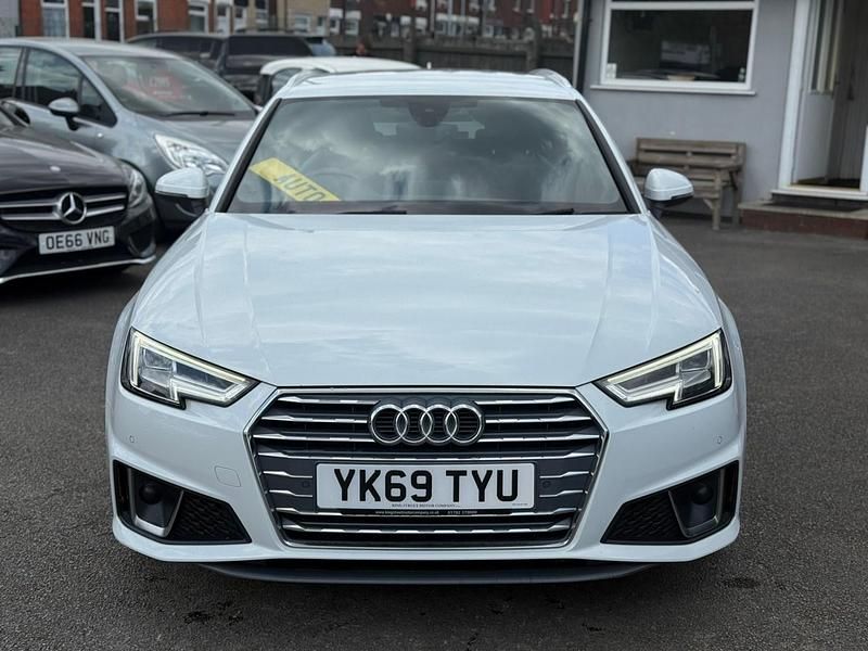 Used Audi A4 S-Line 190 HP (139 kW) 2019 White Estate