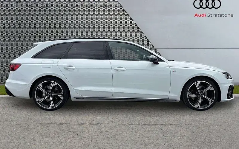 Used Audi A4 Black Edition 150 HP (110 kW) 2025 Sedan