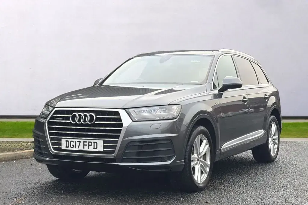 Usado Audi Q7 S-Line 218 HP (160 kW) 2017 Cinzento SUV