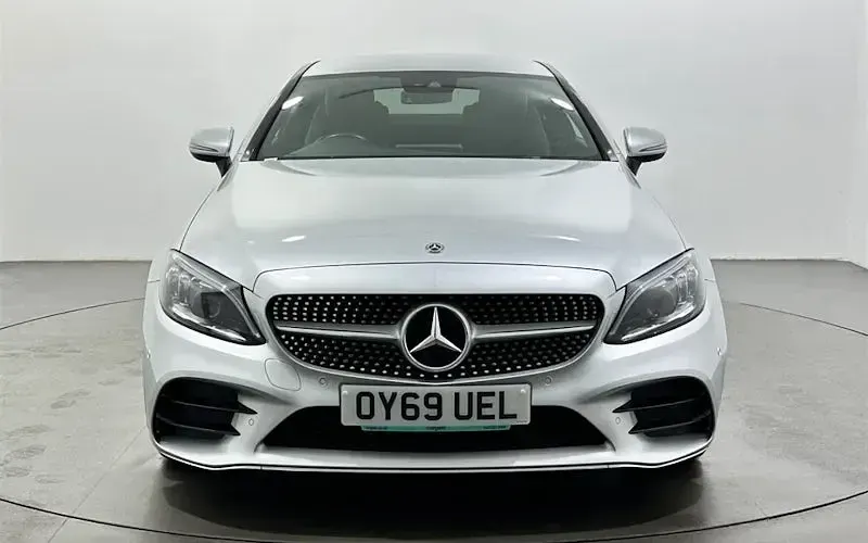 Used Mercedes C200 AMG Line Premium 184 HP (135 kW) 2019 Silver Coupe