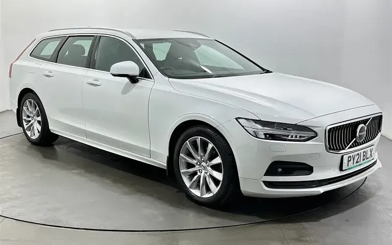 Used Volvo V90 Momentum 197 HP (144 kW) 2021 Estate