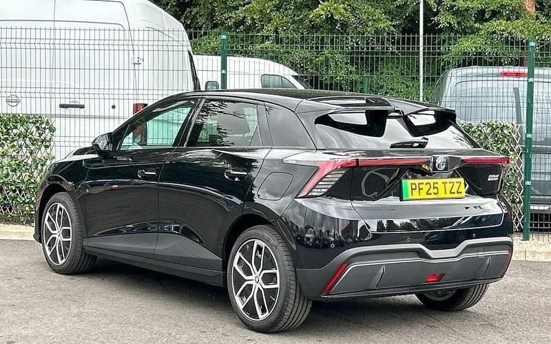 Used MG MG4 EV Trophy 150 kW (204 HP) 2024 Hatchback