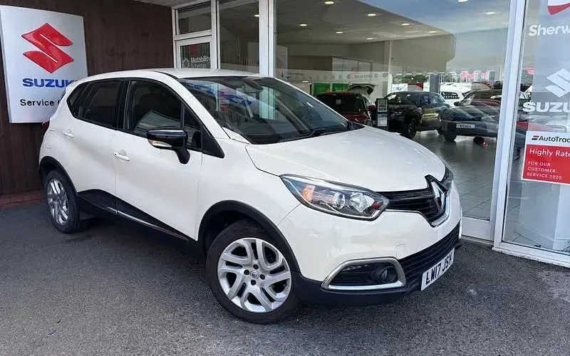 Used Renault Captur Dynamique 90 HP (66 kW) 2016 SUV