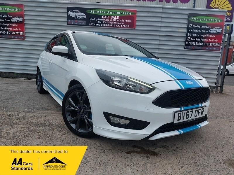 White Used 2017 Ford Focus ST-Line | £6,450 (Good price) - Image 1/4