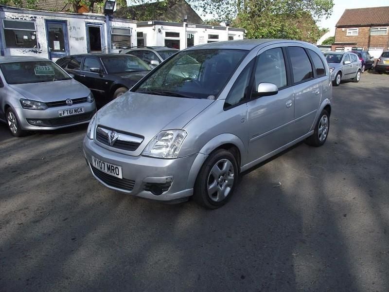Second-hand Vauxhall Meriva 104 CP (76 kW) 2007 Argintiu Monovolum