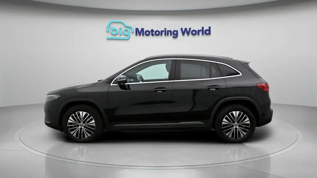 Used Mercedes EQA250+ Executive 139 kW (190 HP) 2025 Black SUV