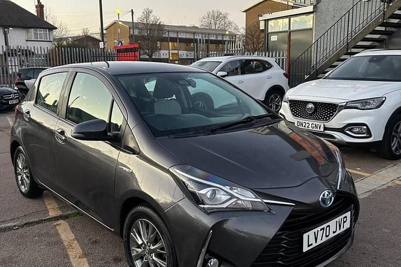 Grey Used 2020 Toyota Yaris Hybrid Hatchback | £12,290 (Super price) - Image 1/1