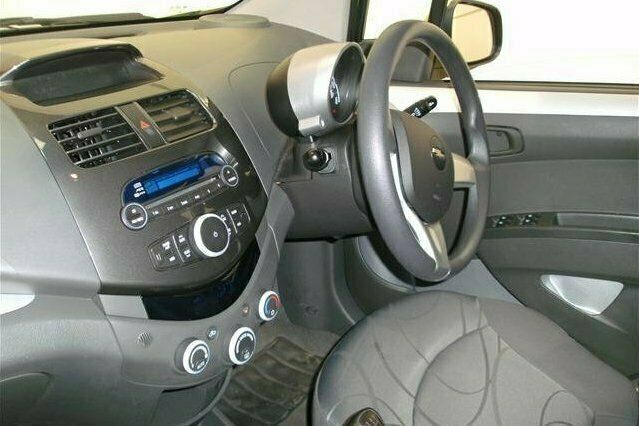 Used Chevrolet Spark 2011 Hatchback