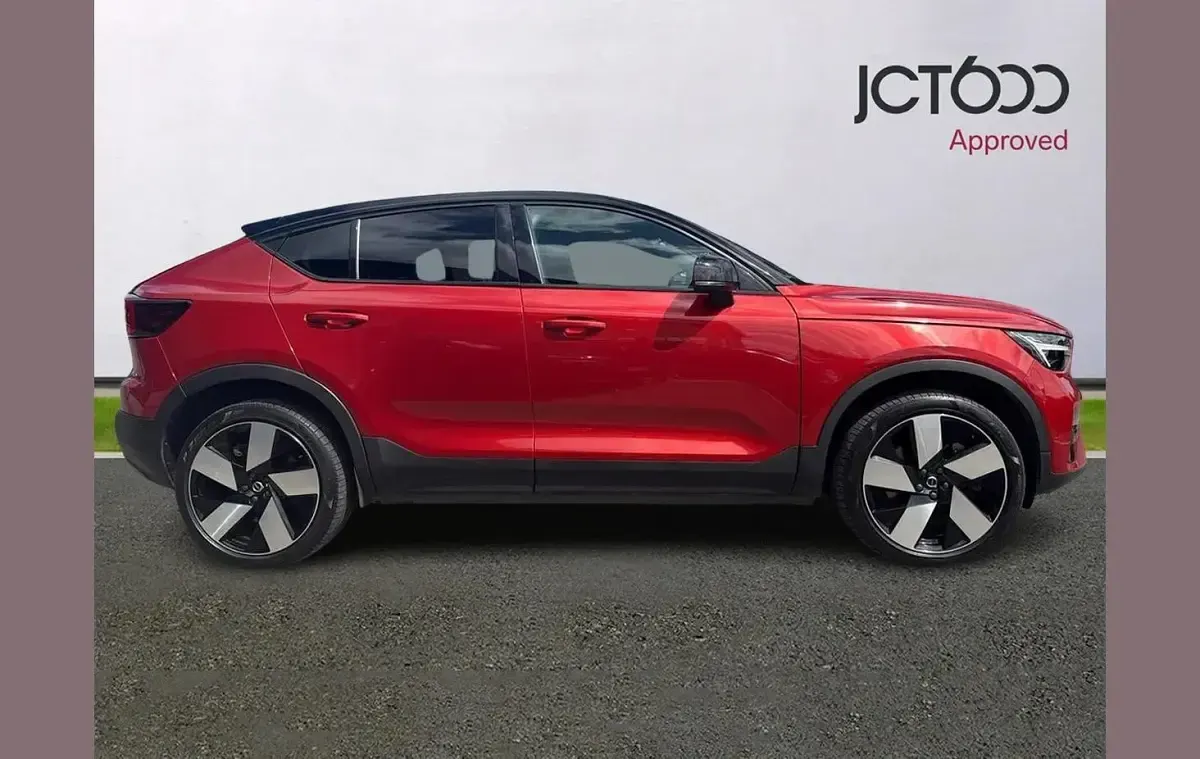 Used Volvo C40 Pro 300 kW (408 HP) 2022 Red SUV