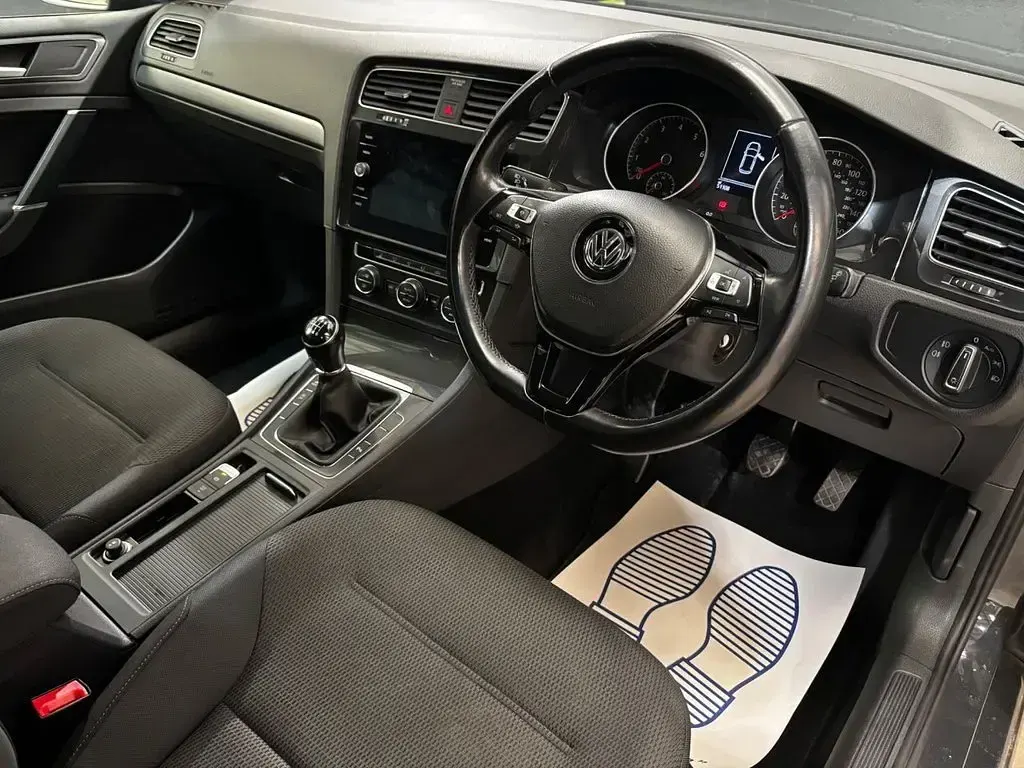 Used VW Golf VII Edition 130 HP (95 kW) 2019 Grey Hatchback