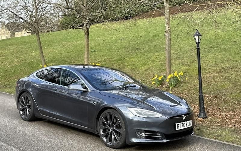 Używany Tesla Model S Long Range AWD 311 kW (423 KM) 2020 Hatchback