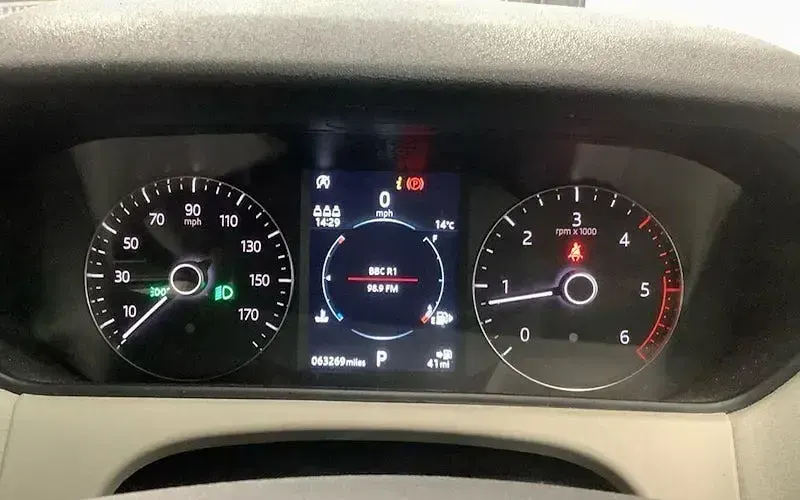 Used Land Rover Range Rover Velar S 179 HP (131 kW) 2019 Black SUV
