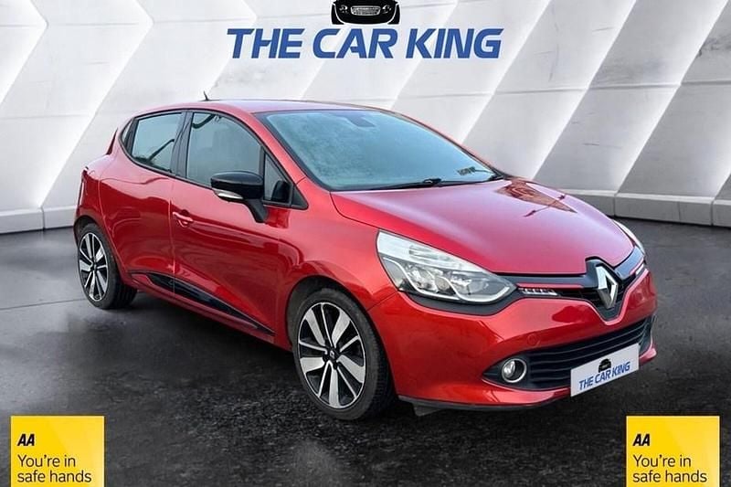 Used Renault Clio IV Dynamique 90 HP (66 kW) 2013 Red Hatchback
