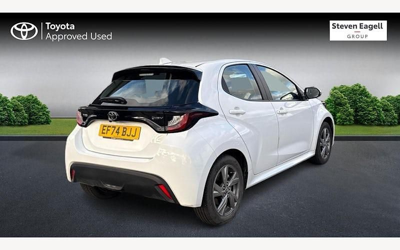 Used Toyota Yaris Hybrid 116 HP (85 kW) 2025 Hatchback