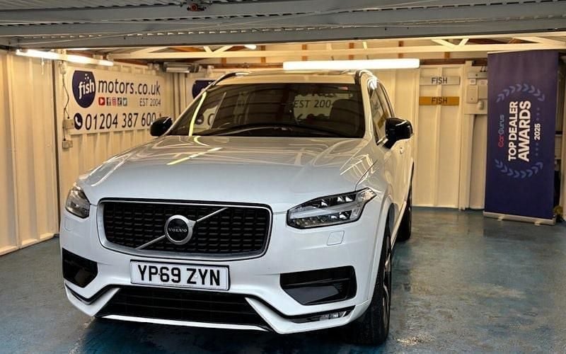 White Used 2019 Volvo XC90 R-Design SUV | £26,990 (Good price) - Image 1/3