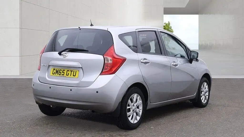 Used Nissan Note Acenta Premium 98 HP (72 kW) 2015 Silver Hatchback