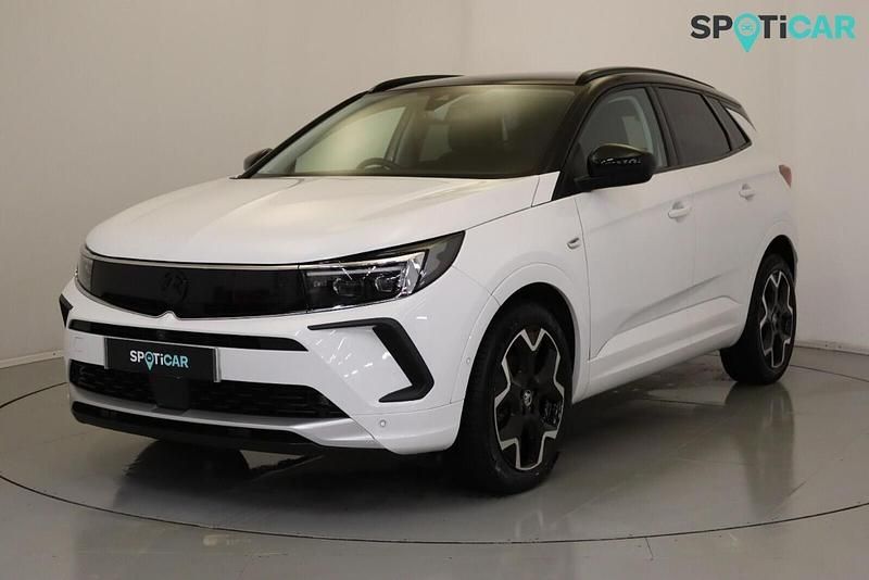 Used Vauxhall Grandland X Ultimate 128 HP (94 kW) 2022 White SUV