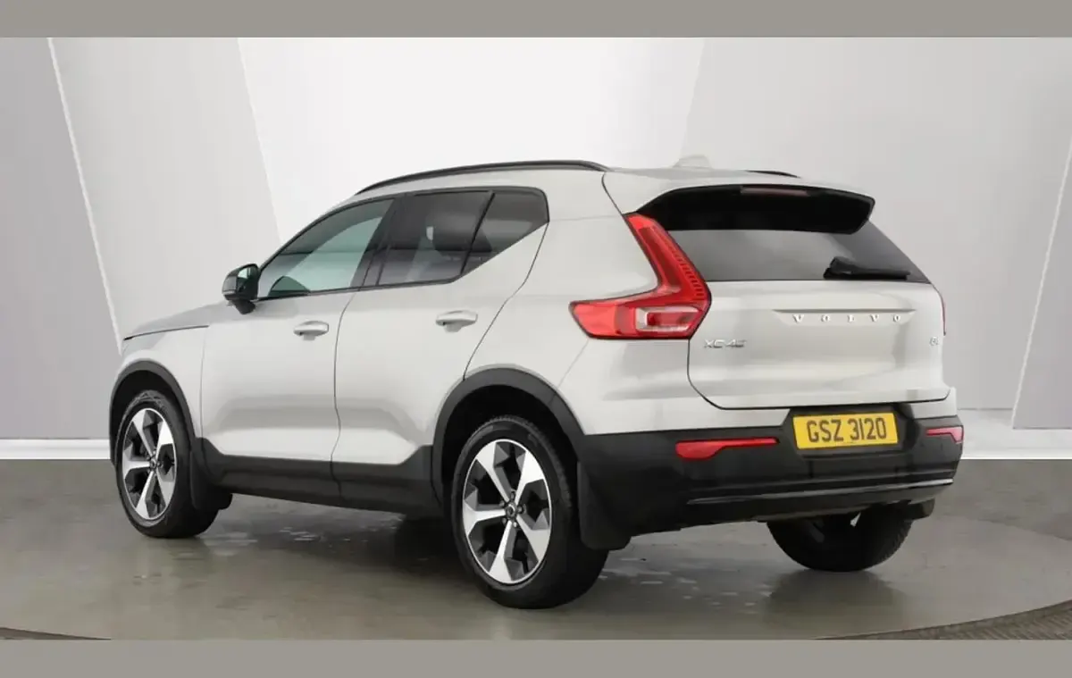 Used Volvo XC40 Ultimate 194 HP (142 kW) 2022 Silver SUV