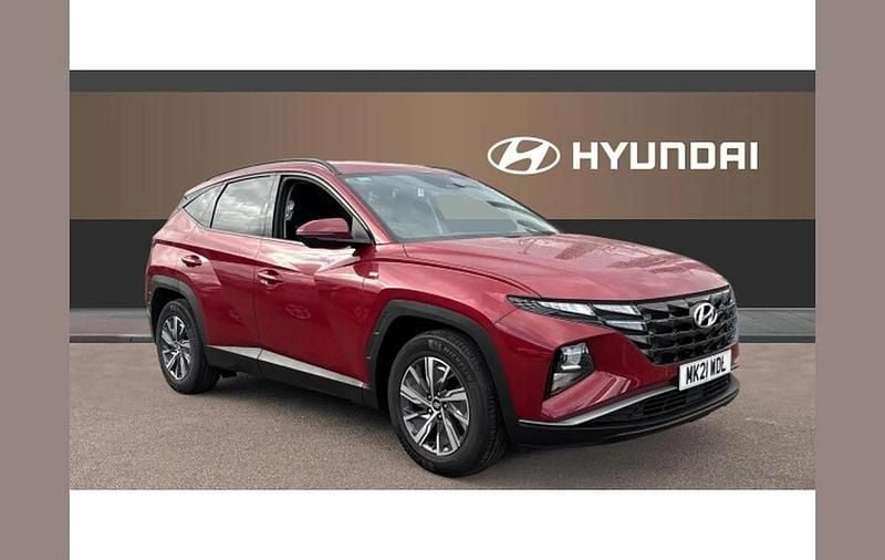 Used Hyundai Tucson SE 150 HP (110 kW) 2021 Red SUV