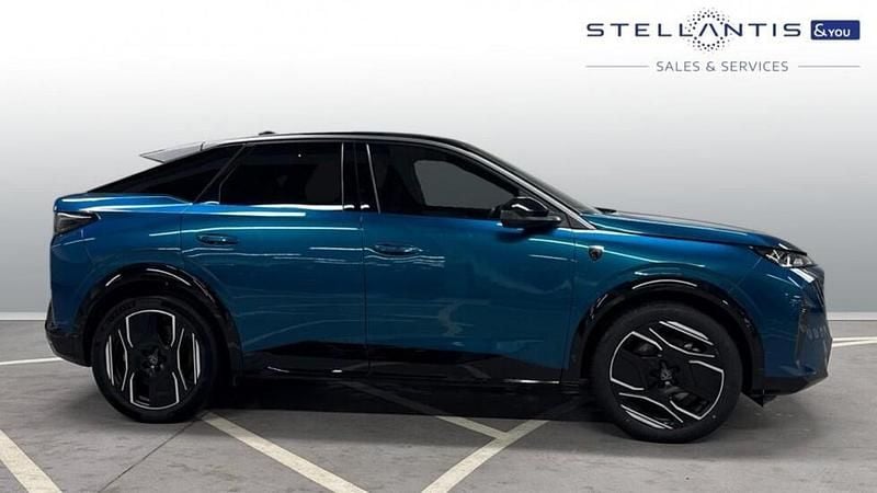 Blue Used 2024 Peugeot e-3008 GT SUV | £23,950 (Good price) - Image 1/3