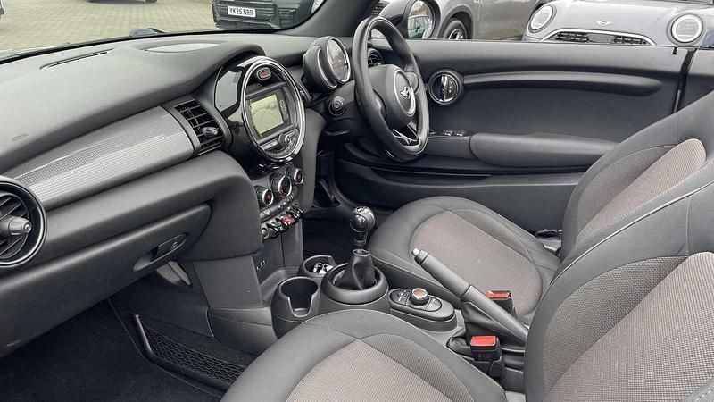 Used Mini Cooper 134 HP (98 kW) 2017 Grey Hatchback